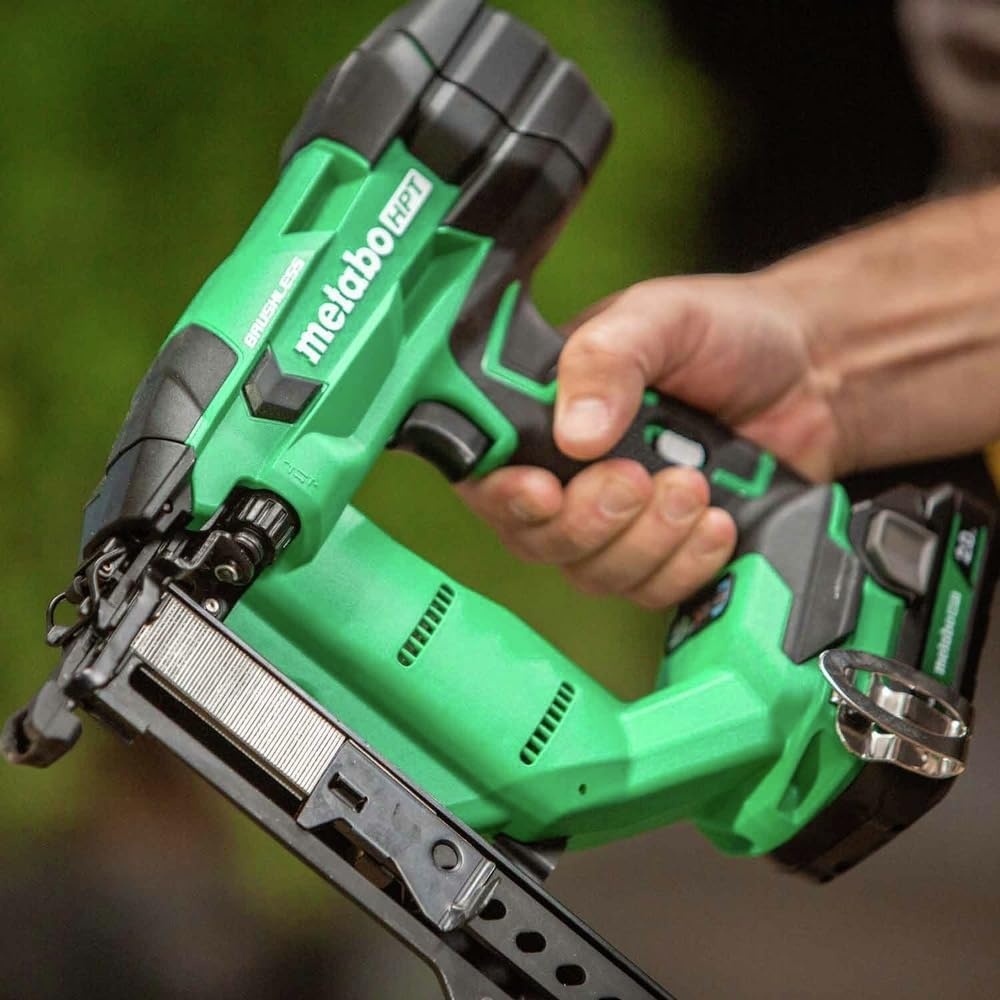Metabo HPT 18V MultiVolt™ Cordless Stapler Kit | 1/4-Inch 18-Ga Narrow Crown | Accepts 1/2-Inch up to 1-1/2-Inch 18-Ga 1/4-Inch Staples | Includes 18V 2.0Ah Battery | Lifetime Tool Warranty | N1804DA(N1804DA Only)