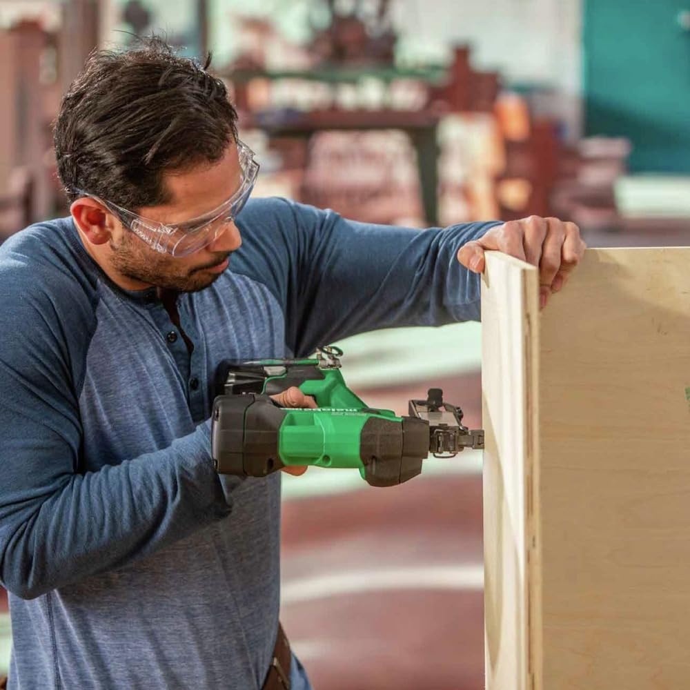 Metabo HPT 18V MultiVolt™ Cordless Stapler Kit | 1/4-Inch 18-Ga Narrow Crown | Accepts 1/2-Inch up to 1-1/2-Inch 18-Ga 1/4-Inch Staples | Includes 18V 2.0Ah Battery | Lifetime Tool Warranty | N1804DA(N1804DA Only)