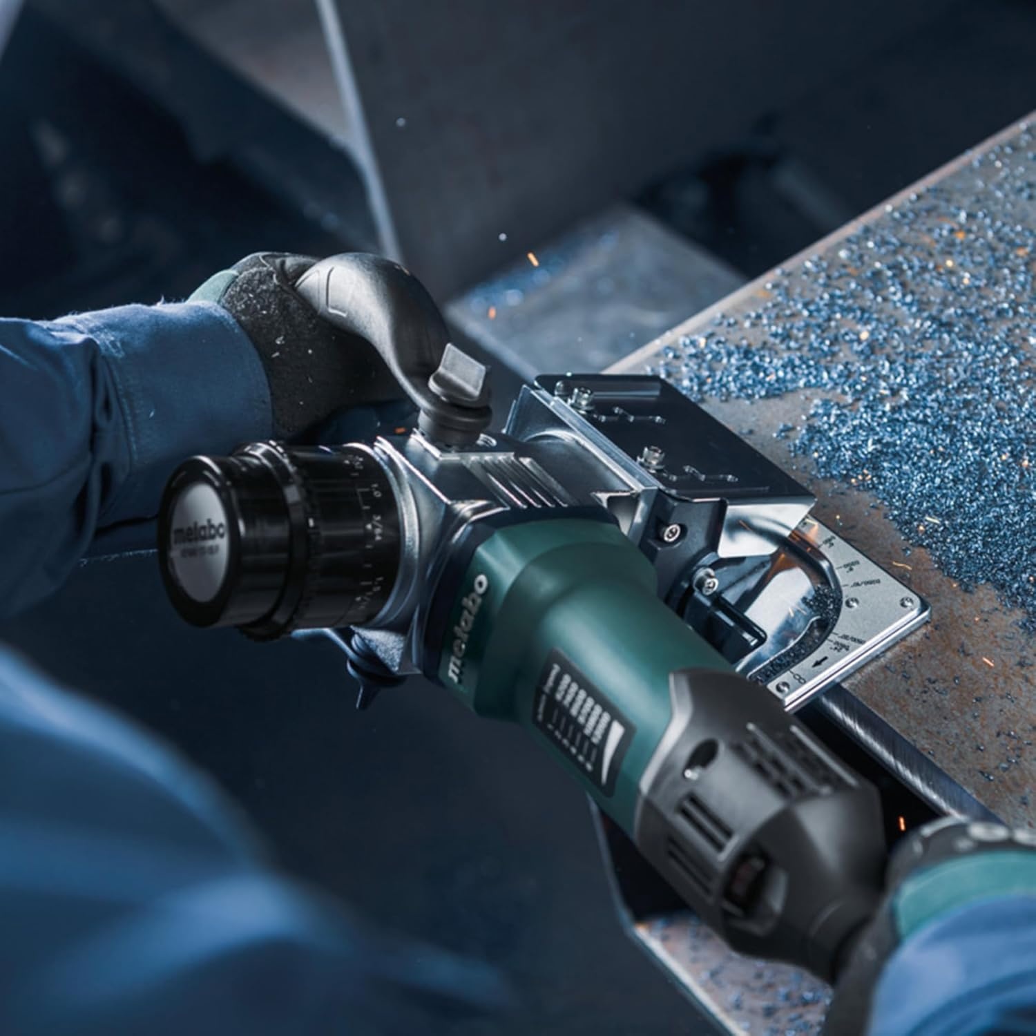 Metabo HPT KFMVP 17-15 F Variable Speed Beveling Tool, 5/8-Inch, 0-90 Degree Chamfer, 6,200-12,000 RPM, 14.5 Amp, Non-Locking Paddle Switch, 646771620(Metabo KFMVP 17-15 F)